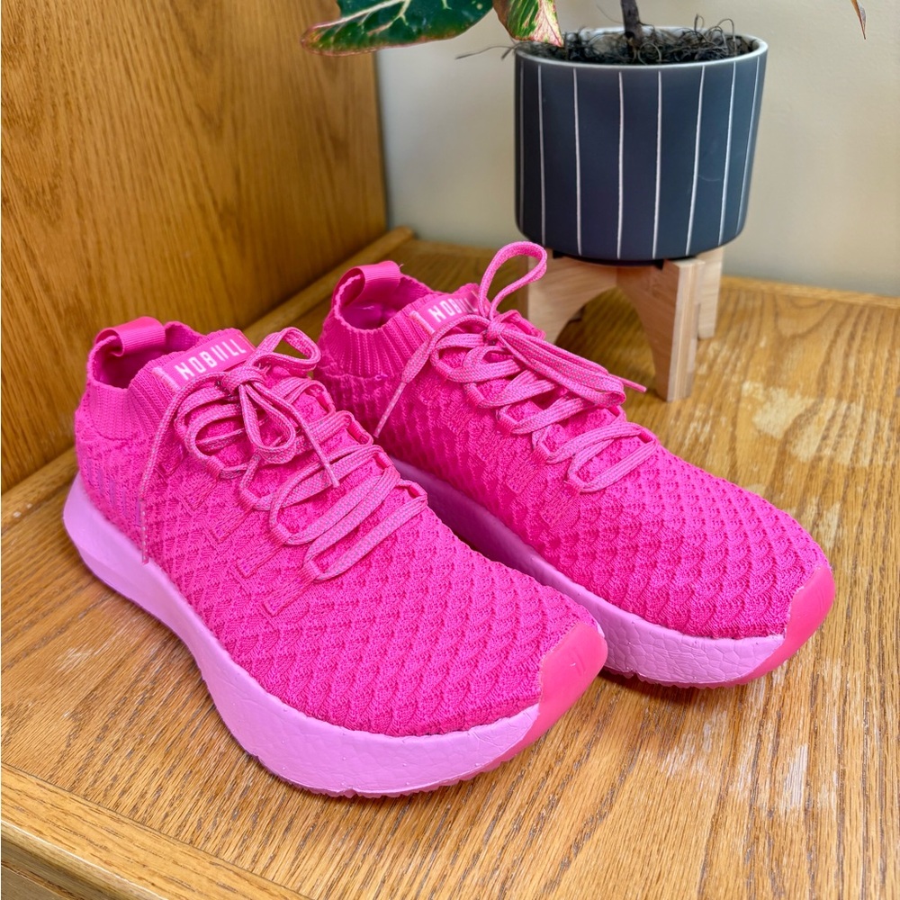NOBULL Women's Pink Sneakers